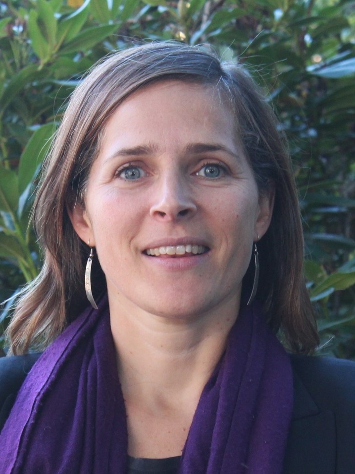 Nicole Bates-Eamer
